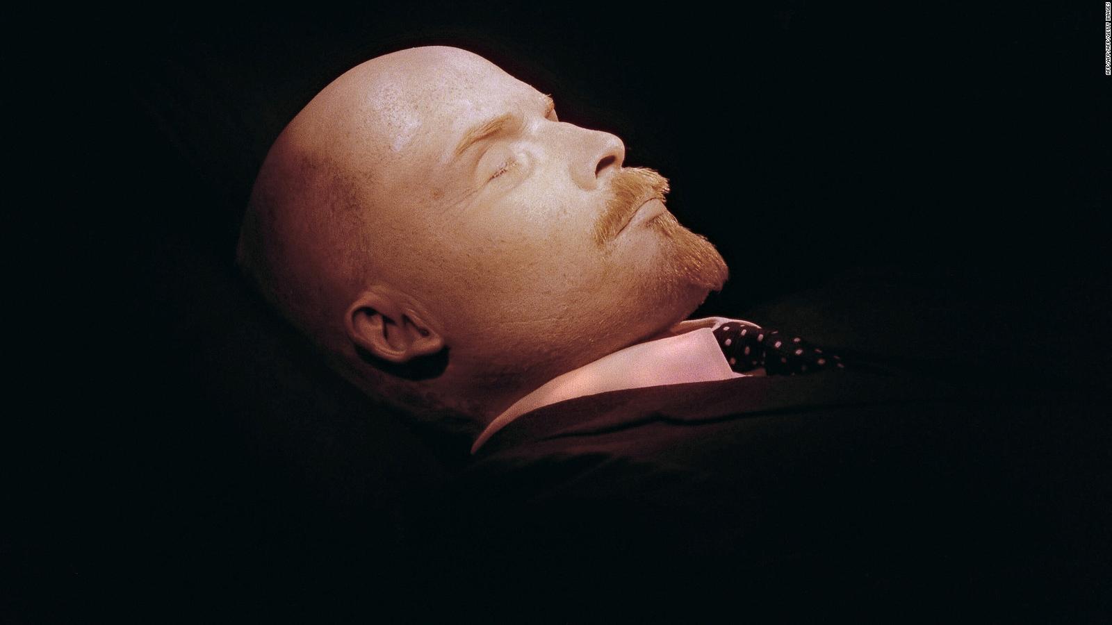 Communist Necrocracies: At Lenin's Tomb