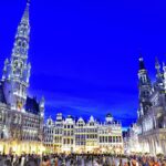 Grand-Place_de_Bruxelles_en_heure_bleue